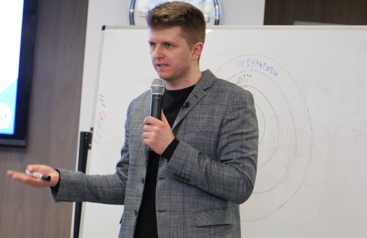 Нужно не больше продуктов а маньше